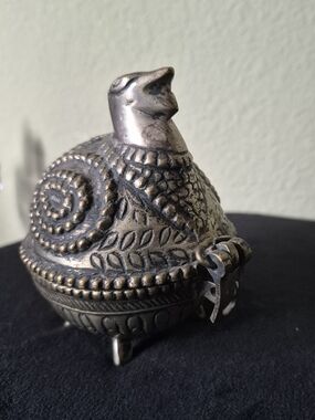 Decorative Silver Bird Trinket Box - Ornate Feather Design